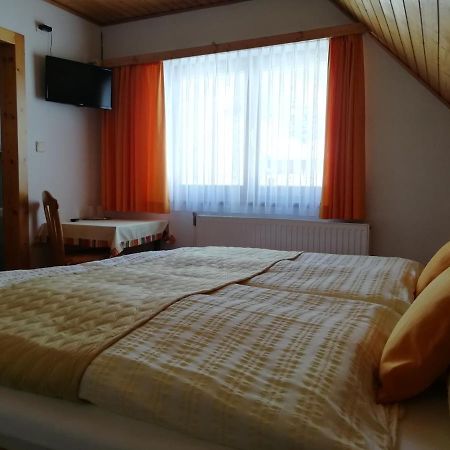 Haus Anneliese Apartment พรุกแกร์น ภายนอก รูปภาพ