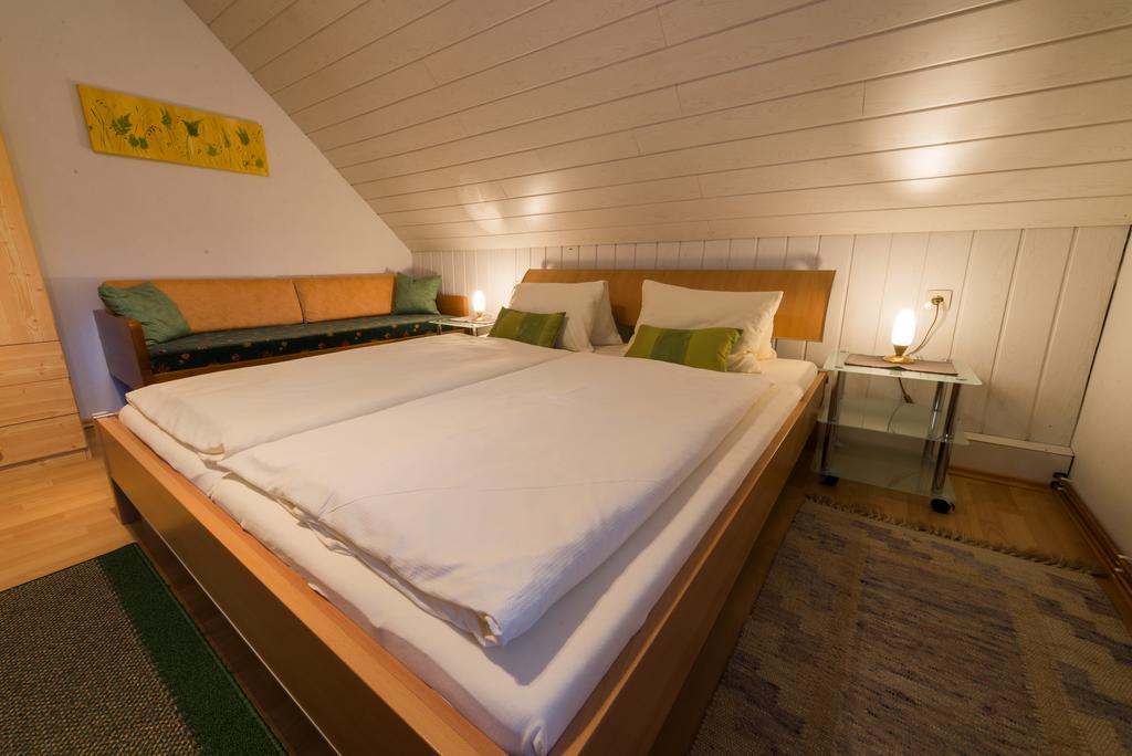 Haus Anneliese Apartment พรุกแกร์น ภายนอก รูปภาพ