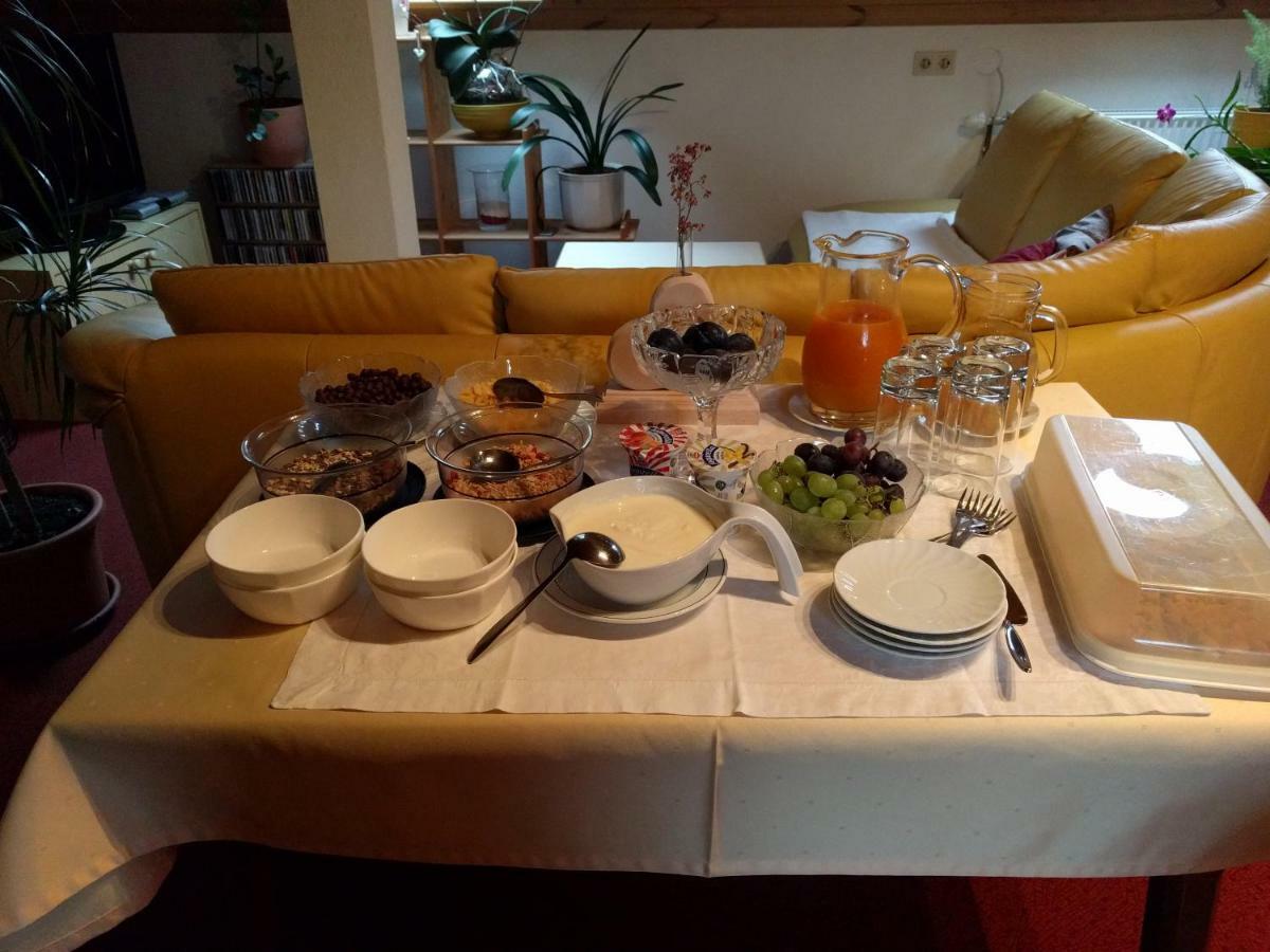 Haus Anneliese Apartment พรุกแกร์น ภายนอก รูปภาพ